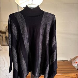 JM Collection Black and Gold Turtleneck Sweater